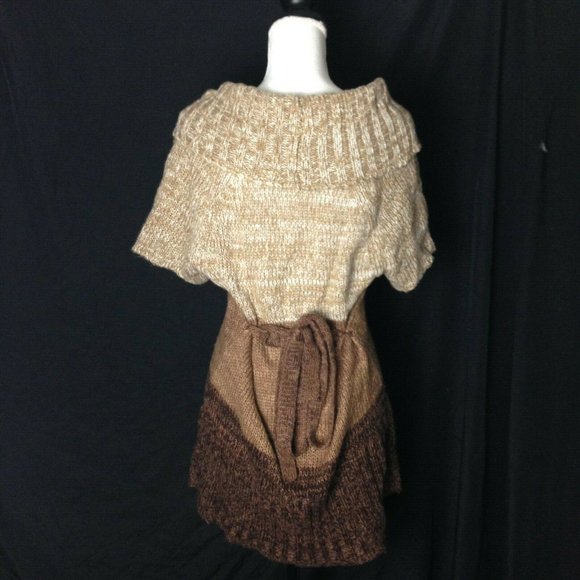 Dots Short Sleeve Knitted Sweater - Picture 4 of 5